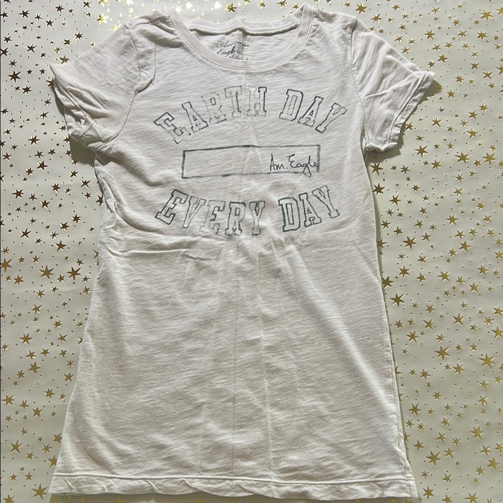 American Eagle Earth Day White T-Shirt